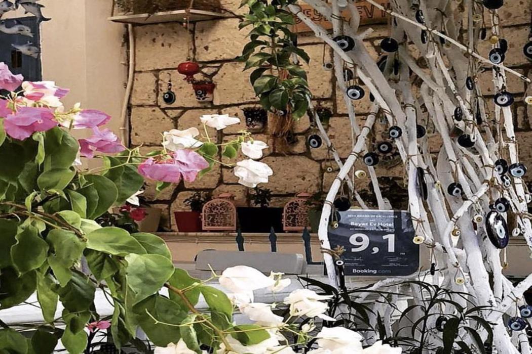 Beyaz Ev Hotel Alacati Exterior foto